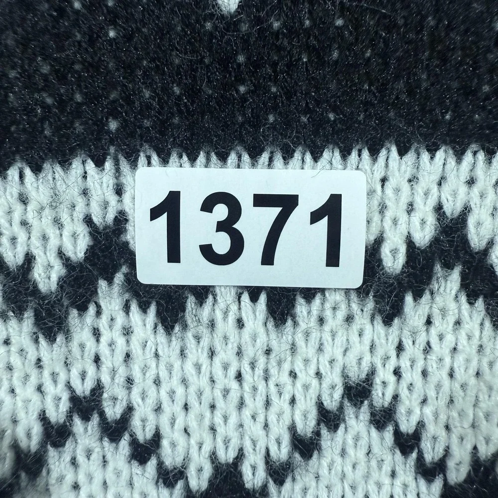 Vintage Colleen Sweater Womens Small Black‎ White Argyle Knit Orlon Pullover